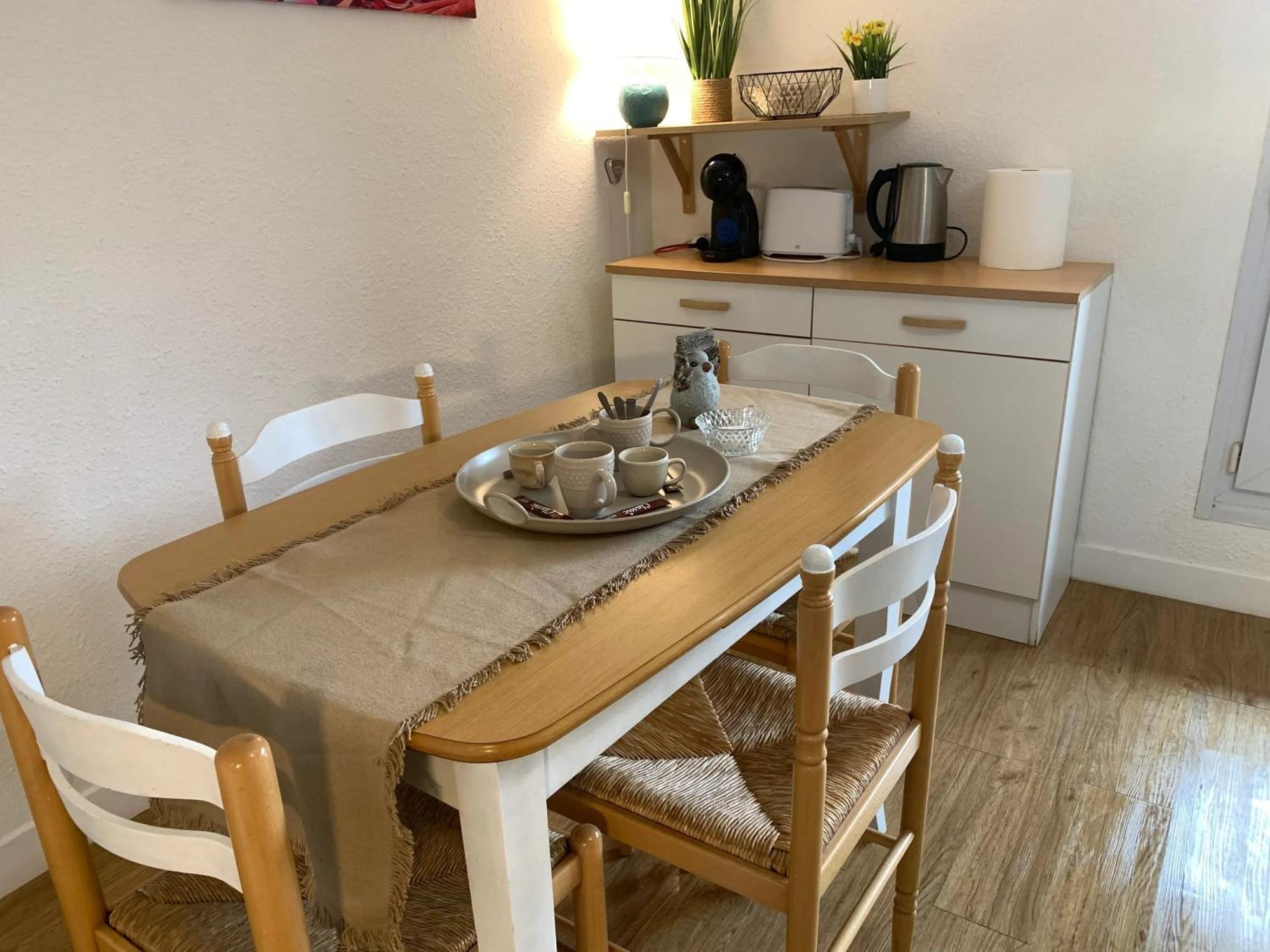Appartement Charmant A Bagneres De Bigorre 56 M² Avec Balcon Bagian luar foto